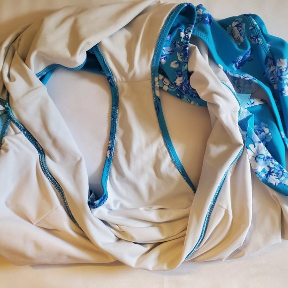 Cupshe One Piece Floral Blue Swimsuit Ruffle Shoulder Sleeves Size 3XL - Picture 7 of 9